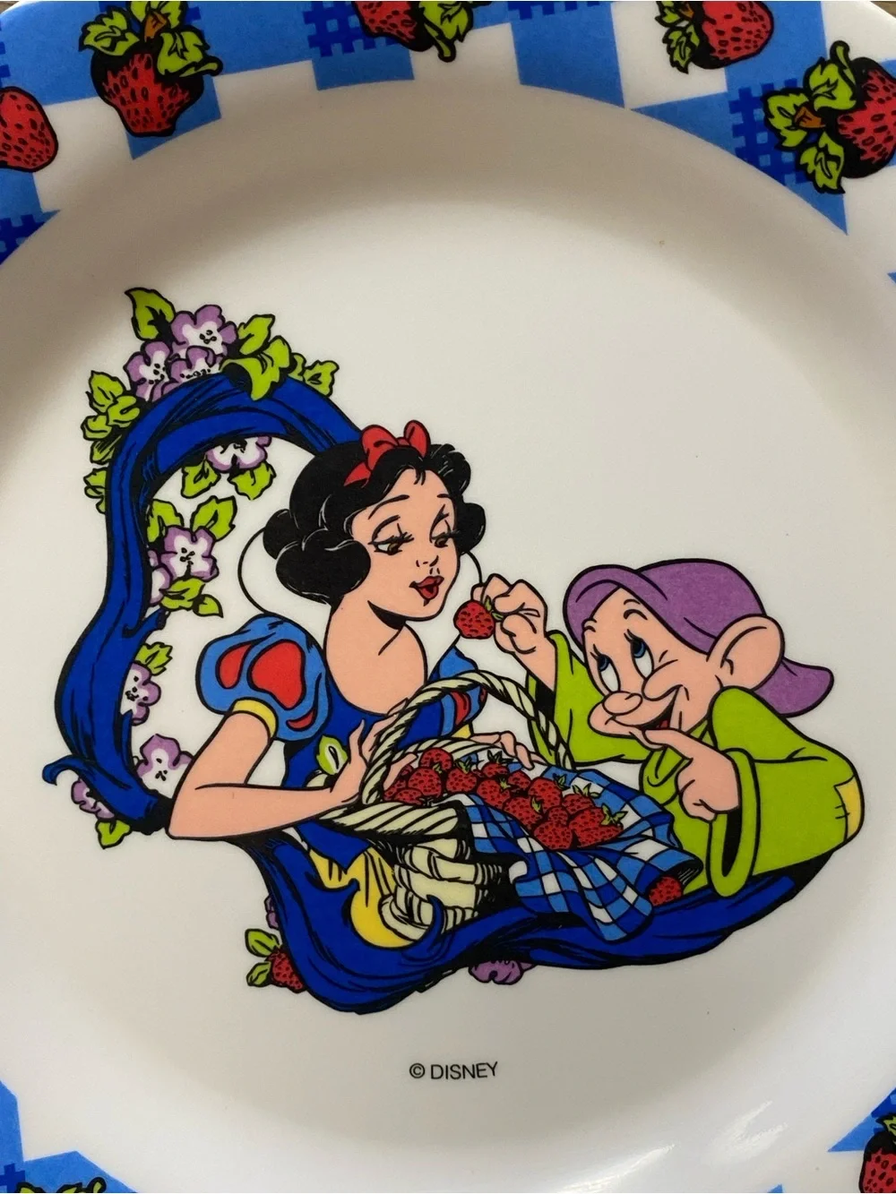 Disney Snow White & Dopey Blue Strawberry Accent Plate kids dinner lunch Vintage